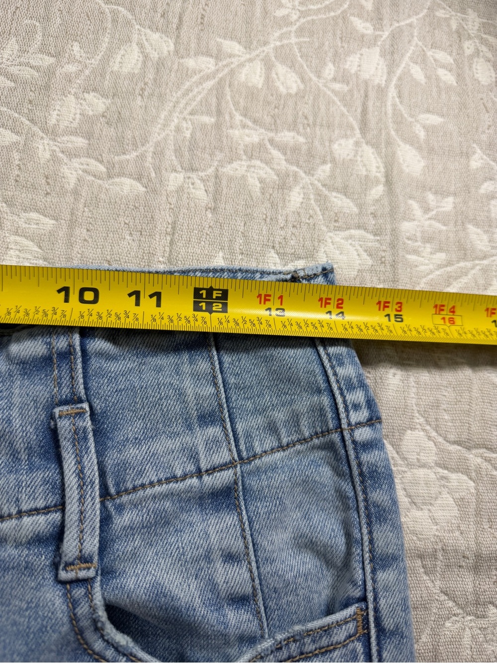 Ann Taylor Women's Straight Leg Jeans - Size 4 | Unique Waistband - Picture 10 of 13